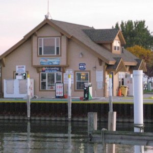 Belle Maer Harbor, Harrison Twsp, MI - Fuel Dock