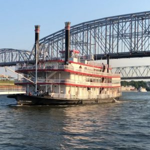 B&B Riverboats - Cincinnati, Oh