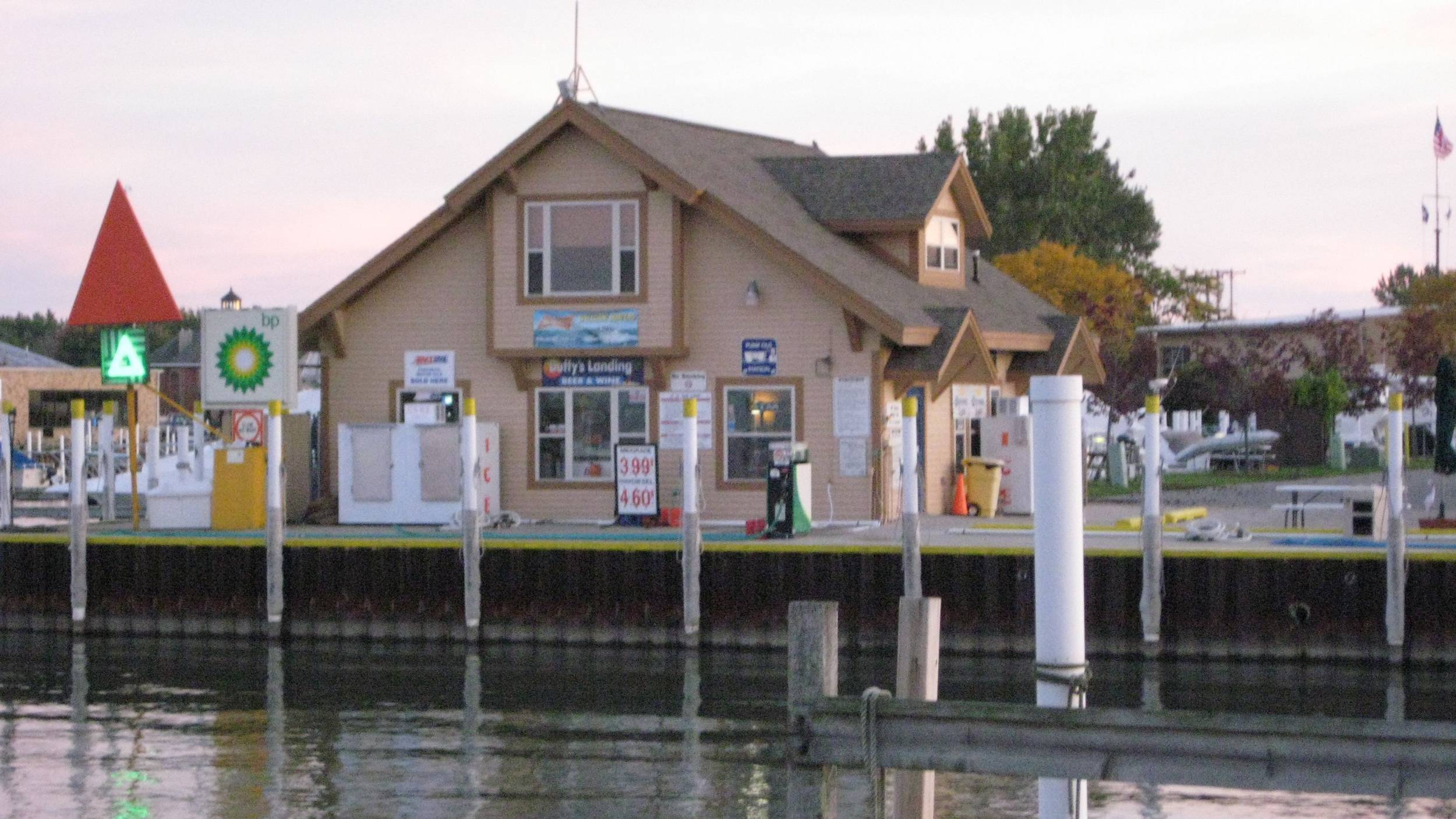 Belle Maer Harbor, Harrison Twsp, MI - Fuel Dock