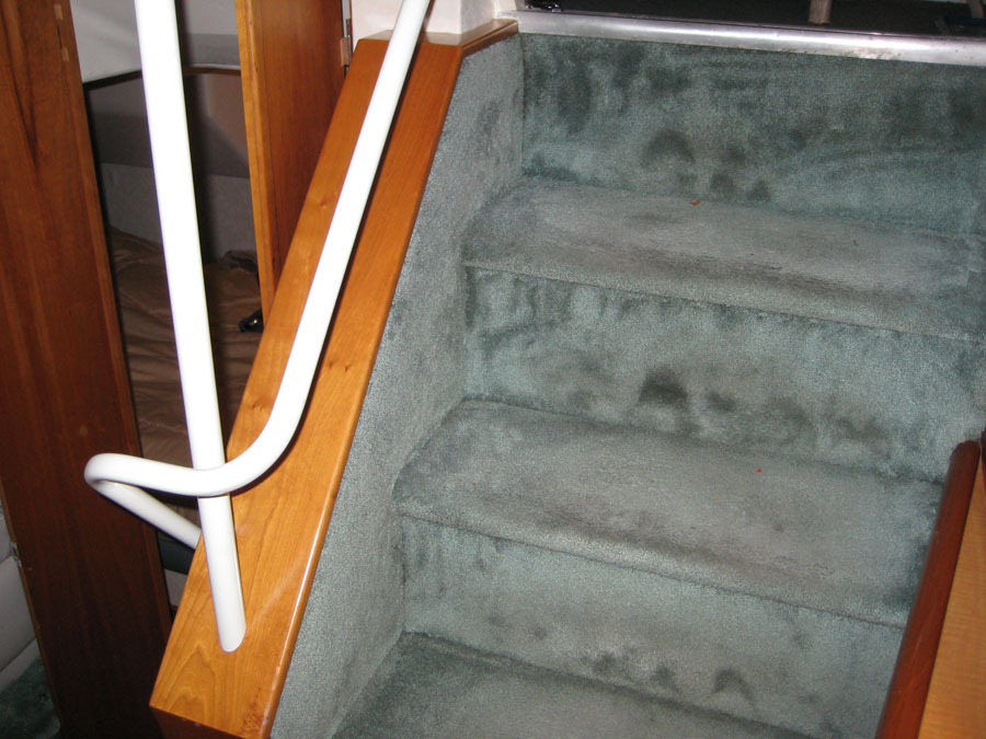 Lower_Side_View_Stairs